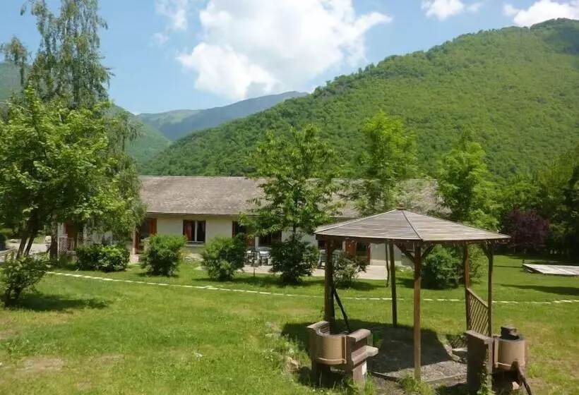 Hotelli L'abri D'arlos