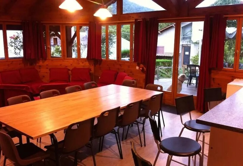 Hotelli L'abri D'arlos