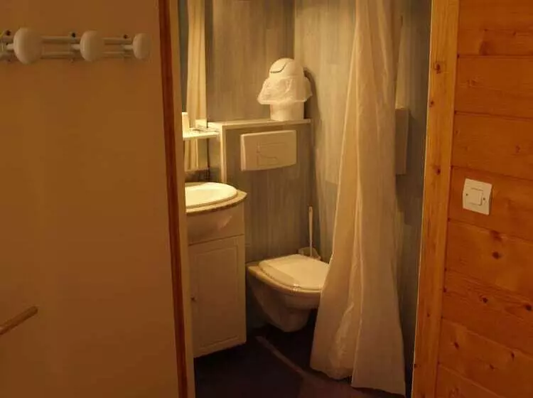 Hotelli L'abri D'arlos