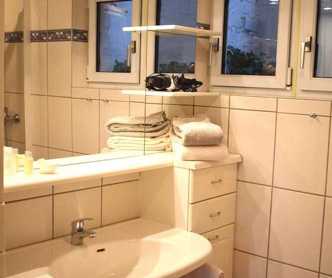 בית מלון כפרי Landhaus Sonne