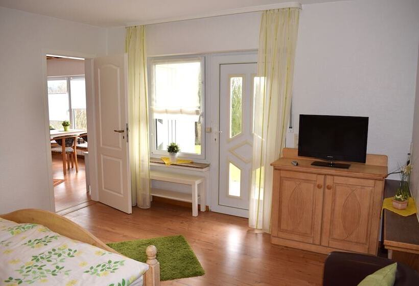 בית מלון כפרי Landhaus Sonne