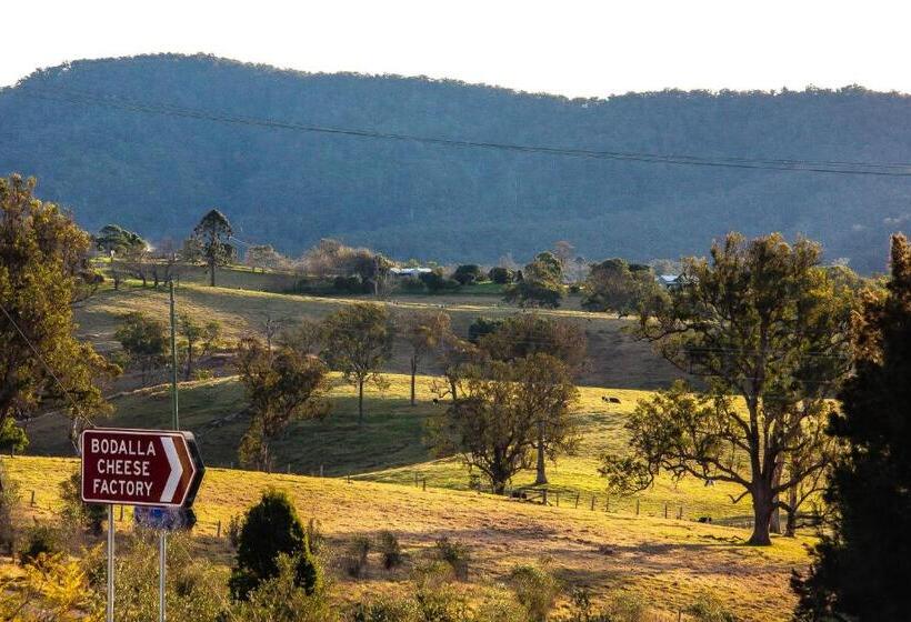 모텔 Bodalla Dairy Shed Guest Rooms