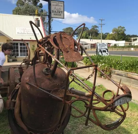 Motelli Bodalla Dairy Shed Guest Rooms