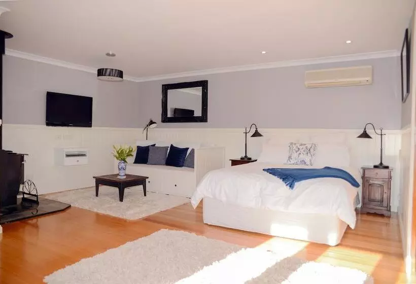 Oscars Private Spa Villa   Adults Only