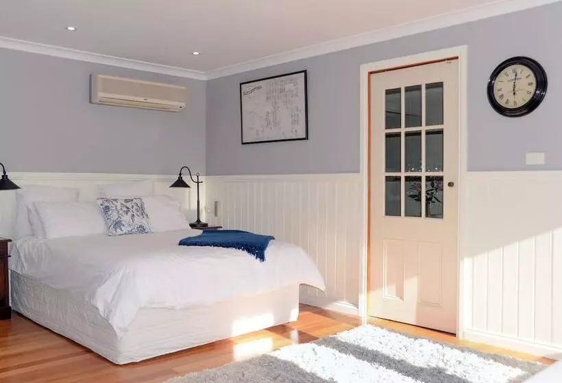 Oscars Private Spa Villa   Adults Only