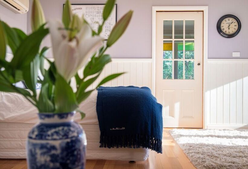 Oscars Private Spa Villa   Adults Only