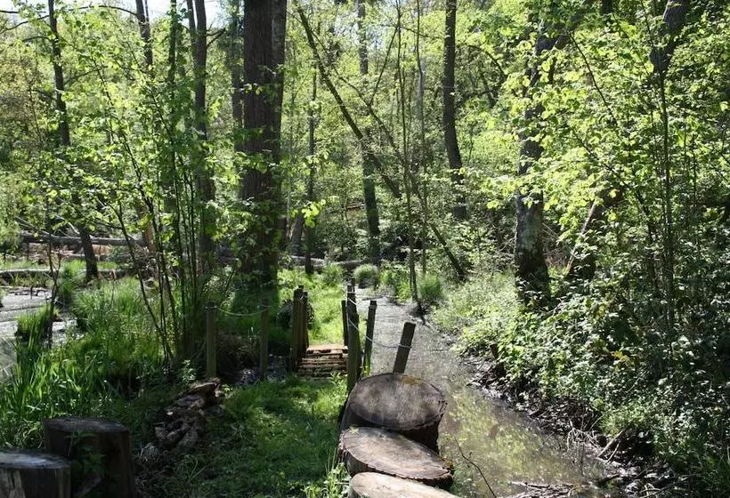 Majatalo La Grange De La Guesle