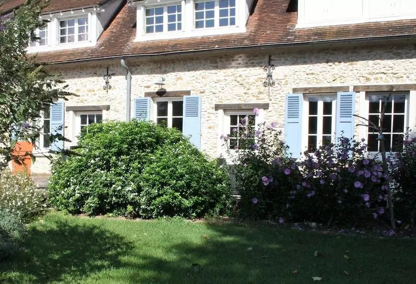 Majatalo La Grange De La Guesle