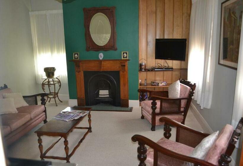 مبيت وإفطار Stoke House