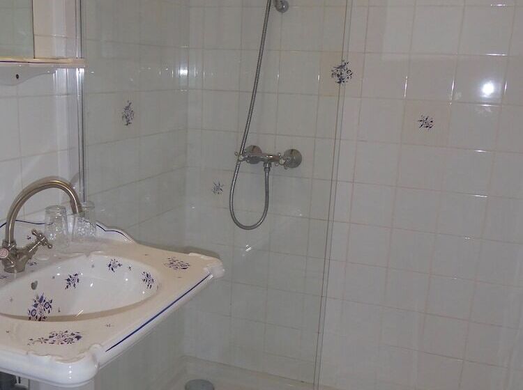 ベッドアンドブレックファースト Jouandassou