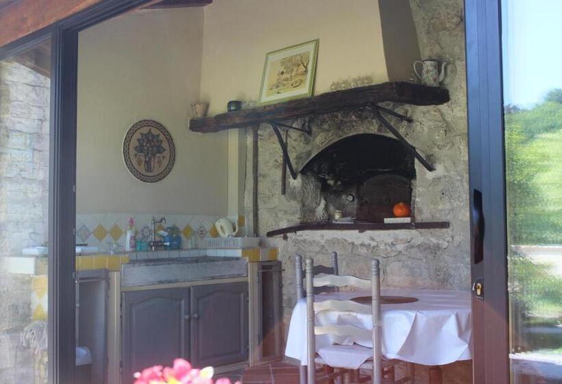 Bed and Breakfast La Garde Pile De Fichou