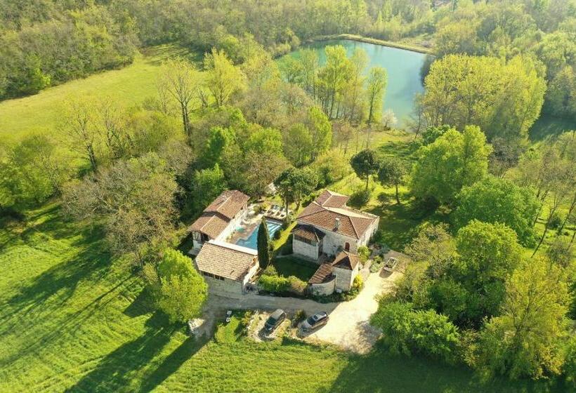 Bed and Breakfast La Garde Pile De Fichou