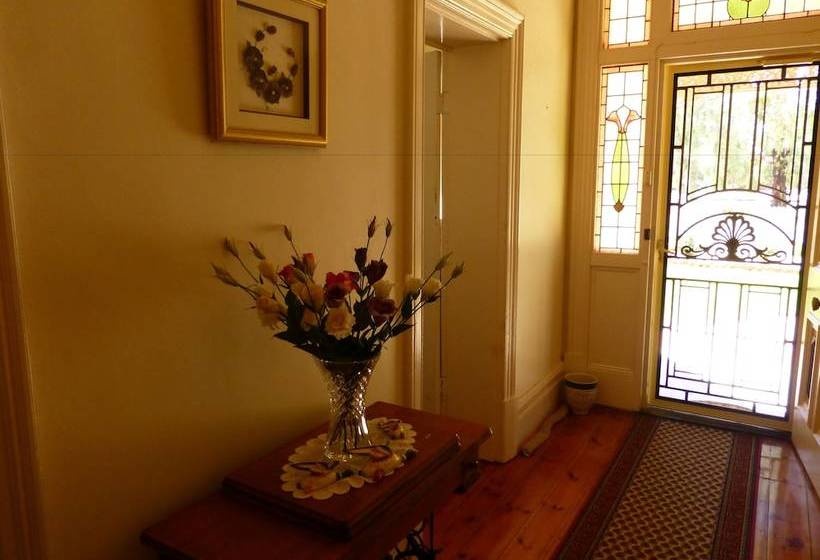 Cherry Tree Lodge Bed And Breakfast