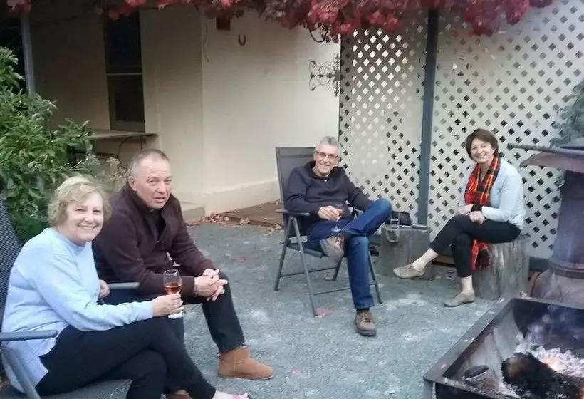 Cherry Tree Lodge Bed And Breakfast