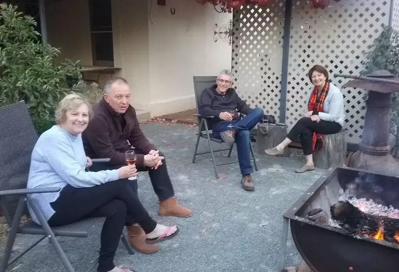 Cherry Tree Lodge Bed And Breakfast