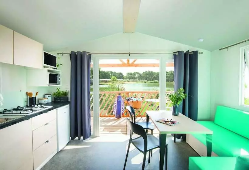 Hotelli Camping Paradis Des Dombes