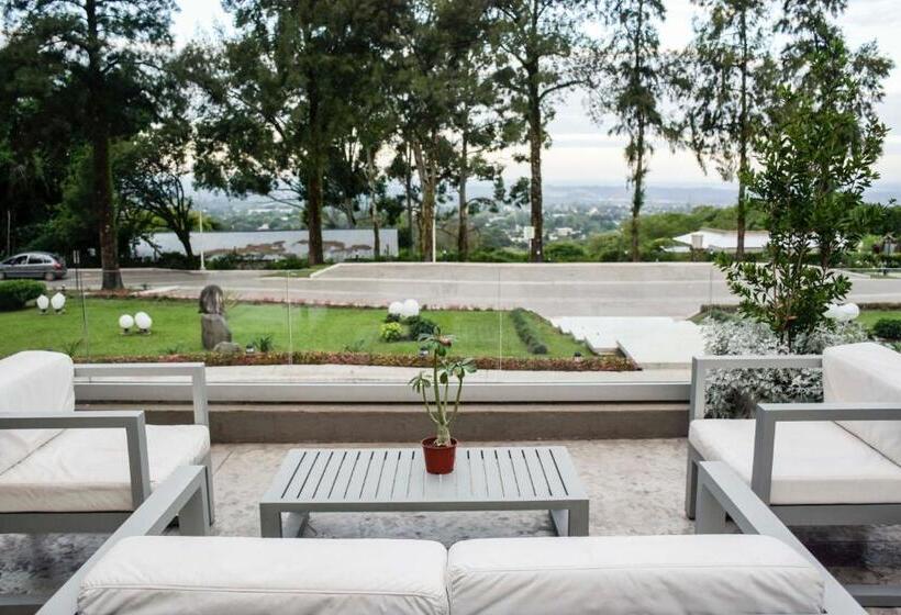 Hotel Hosteria Atahualpa Yupanqui