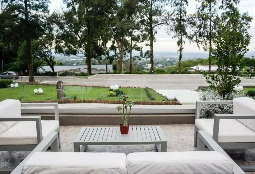 Hotelli Hosteria Atahualpa Yupanqui