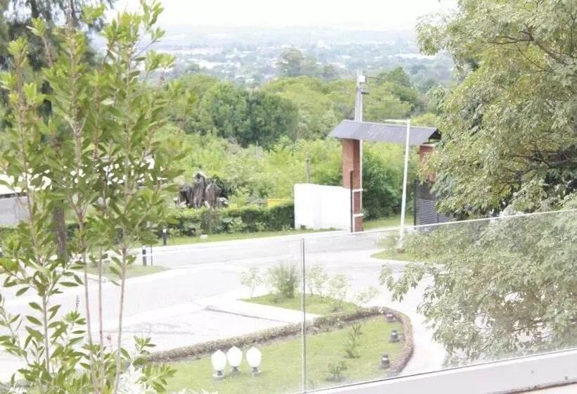 Hotelli Hosteria Atahualpa Yupanqui