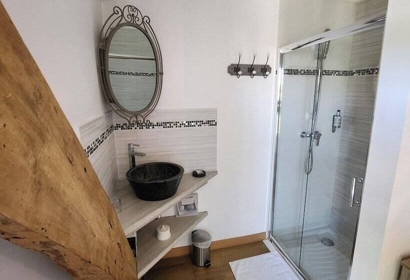 Отель Hôtel La Tour Perrier