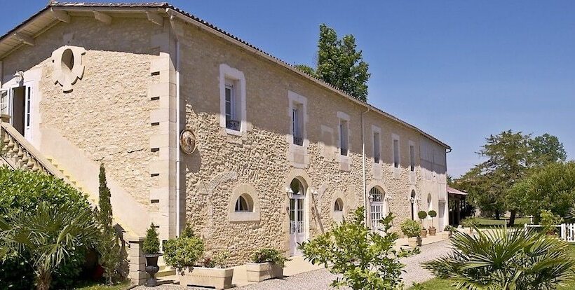 Отель Hôtel La Tour Perrier