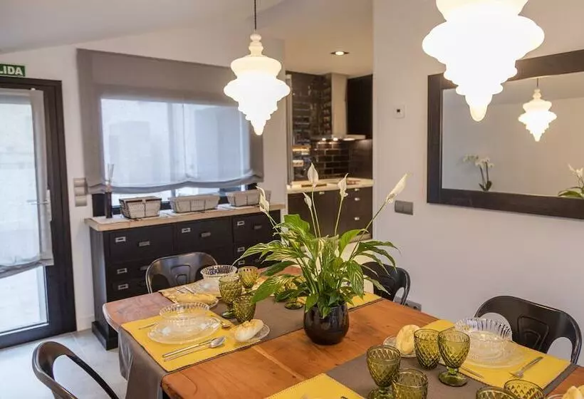 Hotelli La Playa Suites Suances