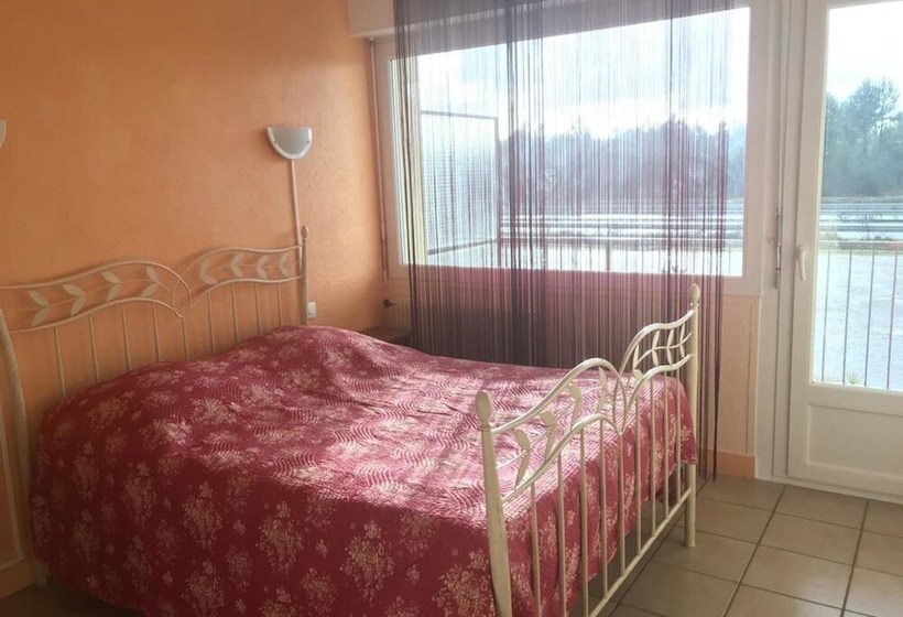 Отель Le Relais De La Lande