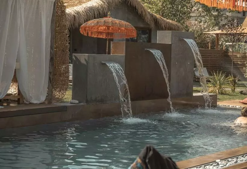 Hotelli Riva Del Sol Beach Resort   Campsite