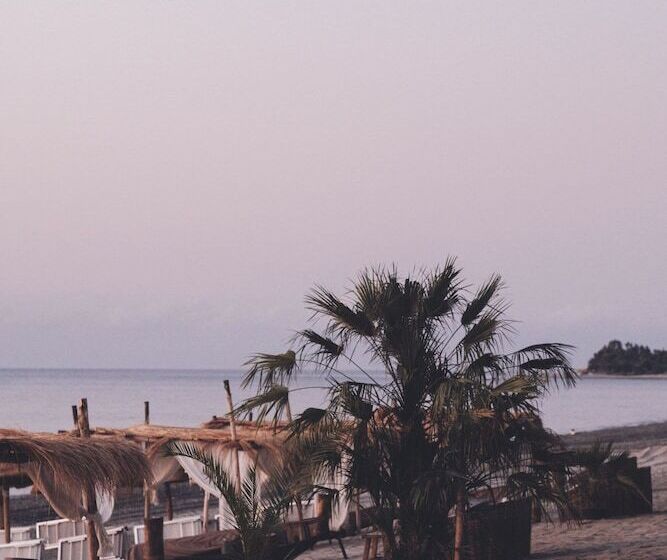 Отель Riva Del Sol Beach Resort   Campsite