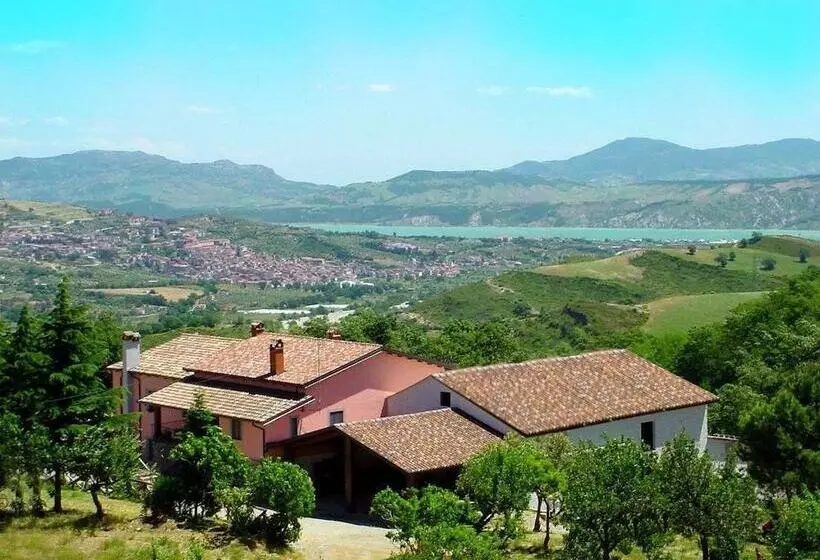 Maaseutuhotelli Agriturismo Arcomano