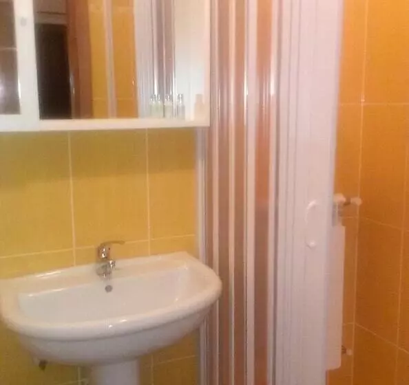 Maaseutuhotelli La Fontana Dei Monaci Di Stefania Astore