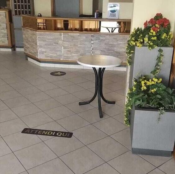 בית מלון כפרי Saline