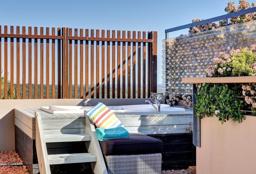 فندق The Deckhouse, 22/26 One Mile Close