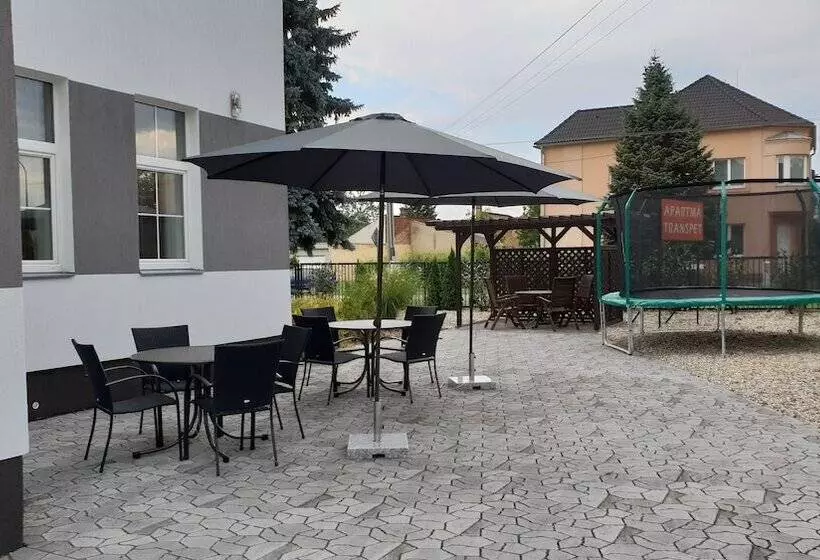 ペンション Apartma Transpet