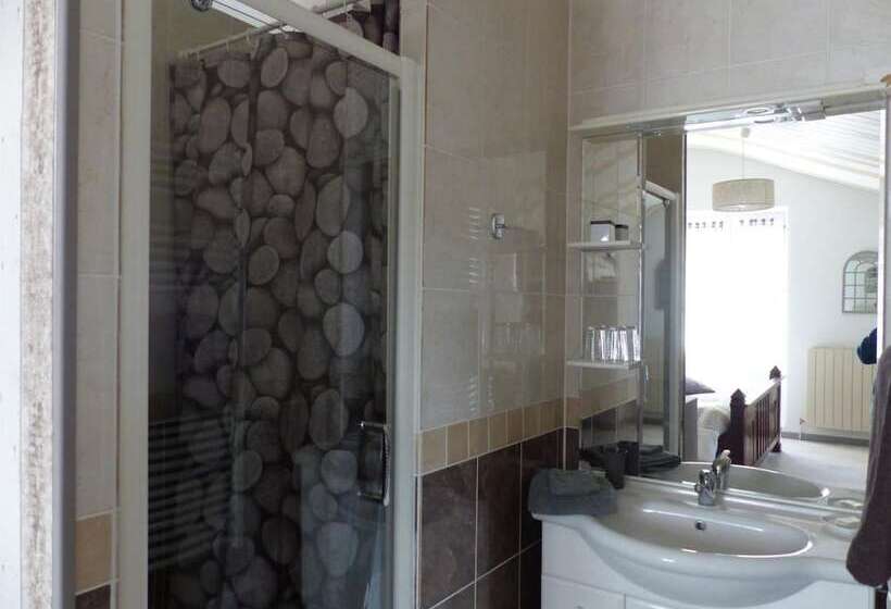 بنسيون Chambre D Hôtes Park Des Collines   Gîte