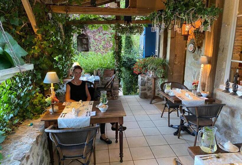 بنسيون Le Cuisinier En Combraille