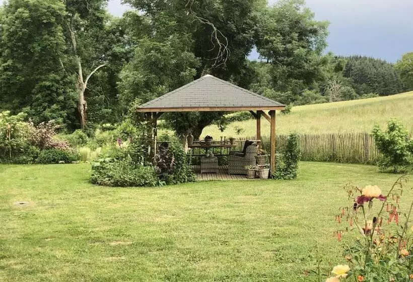 Majatalo Le Cuisinier En Combraille