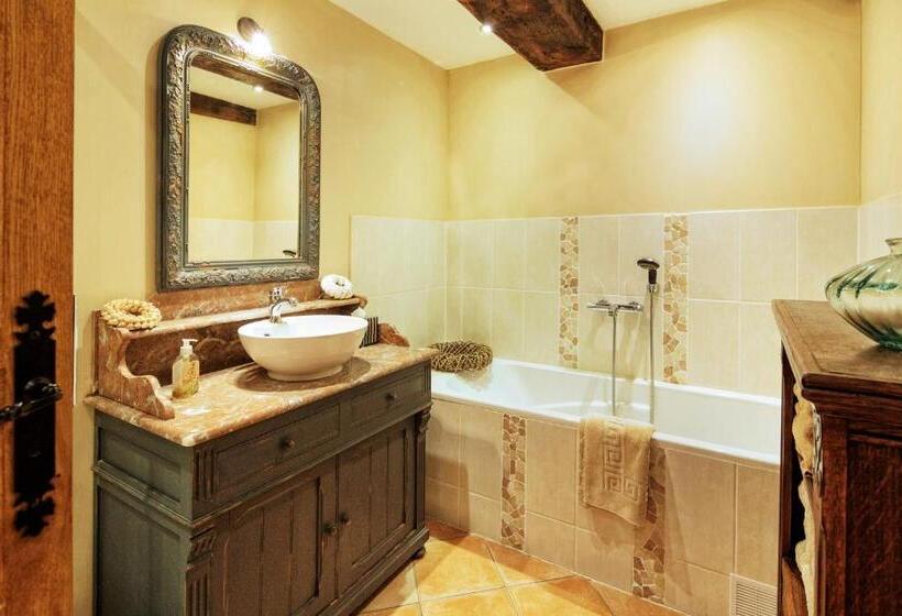 بنسيون Le Cuisinier En Combraille