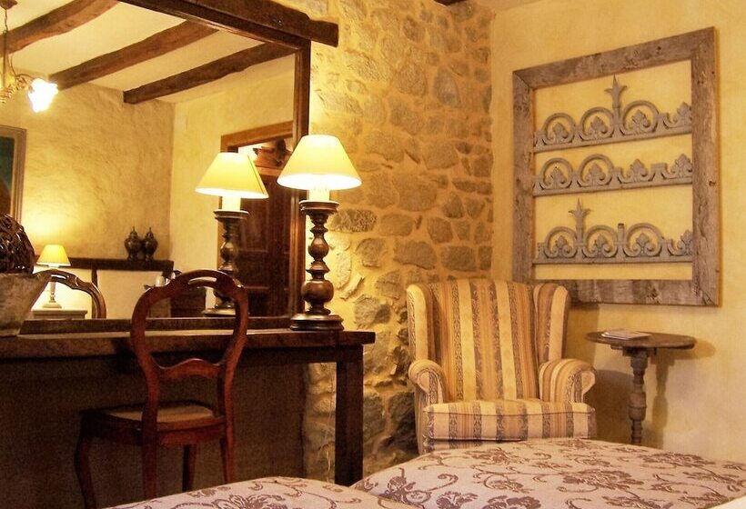 بنسيون Le Cuisinier En Combraille