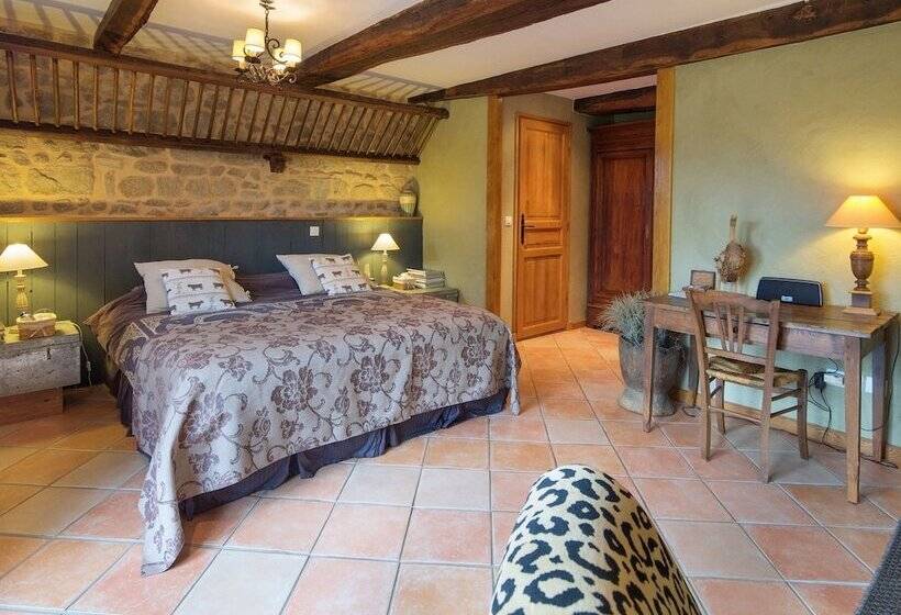 بنسيون Le Cuisinier En Combraille