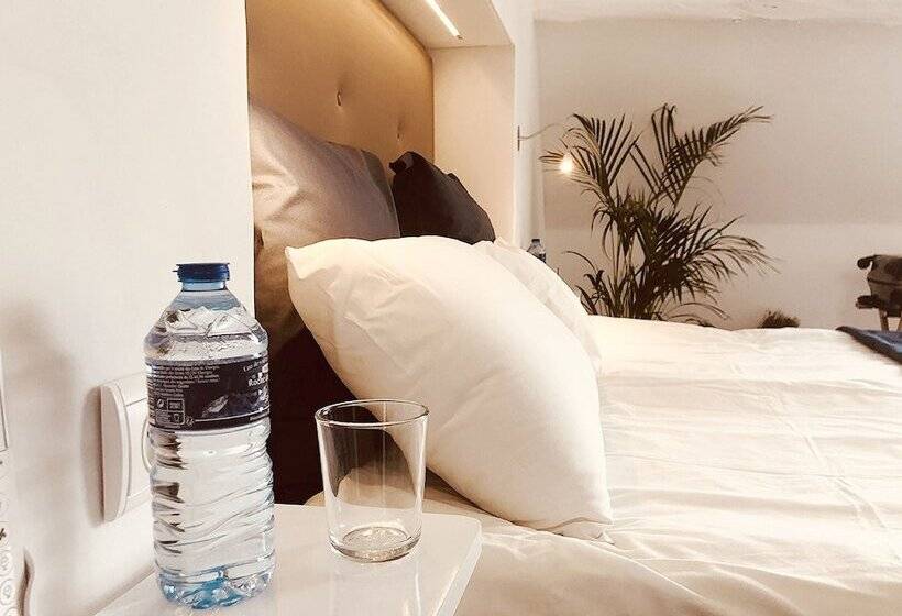 بنسيون Le Cuisinier En Combraille