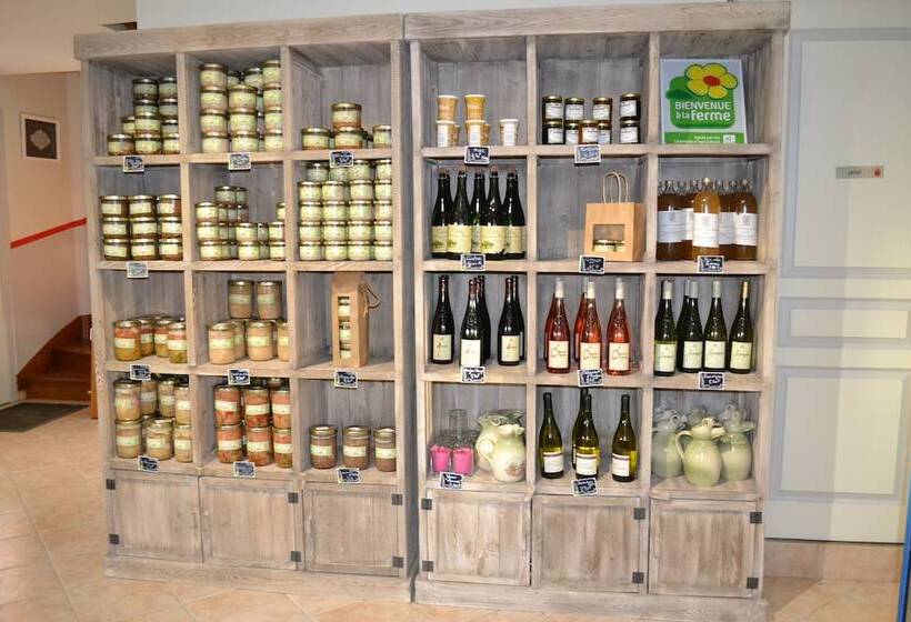 ペンション La Ferme Chauvet