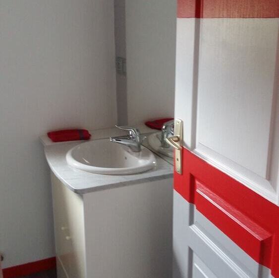 ペンション La Ferme Chauvet