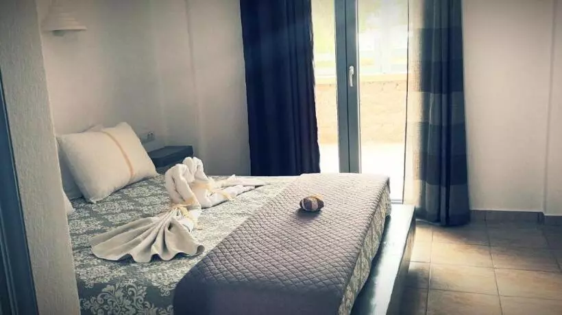پانسیون Marousi Rooms