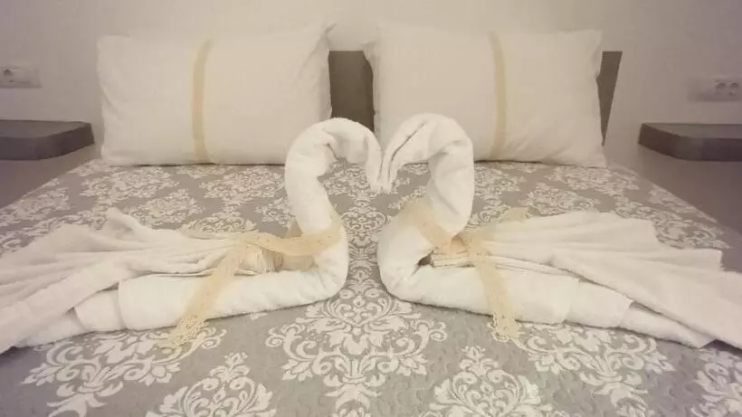 پانسیون Marousi Rooms