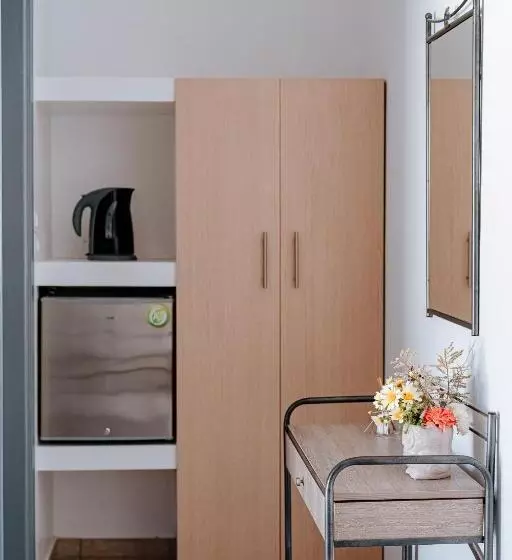 پانسیون Marousi Rooms