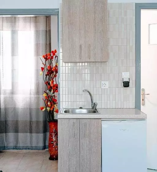پانسیون Marousi Rooms