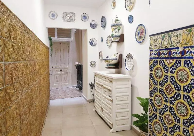 پانسیون Palace House Hércules
