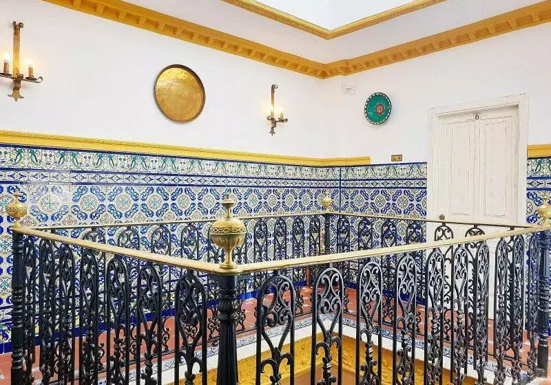 پانسیون Palace House Hércules