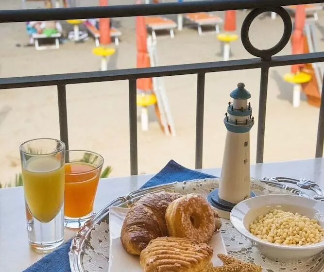 Residenssi Villaggio Innamorata   Villa Moresca